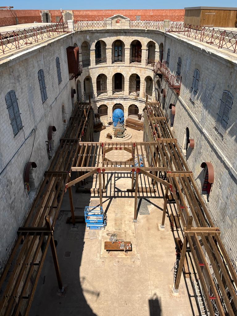 Reconstruction en cous, vue d'en haut