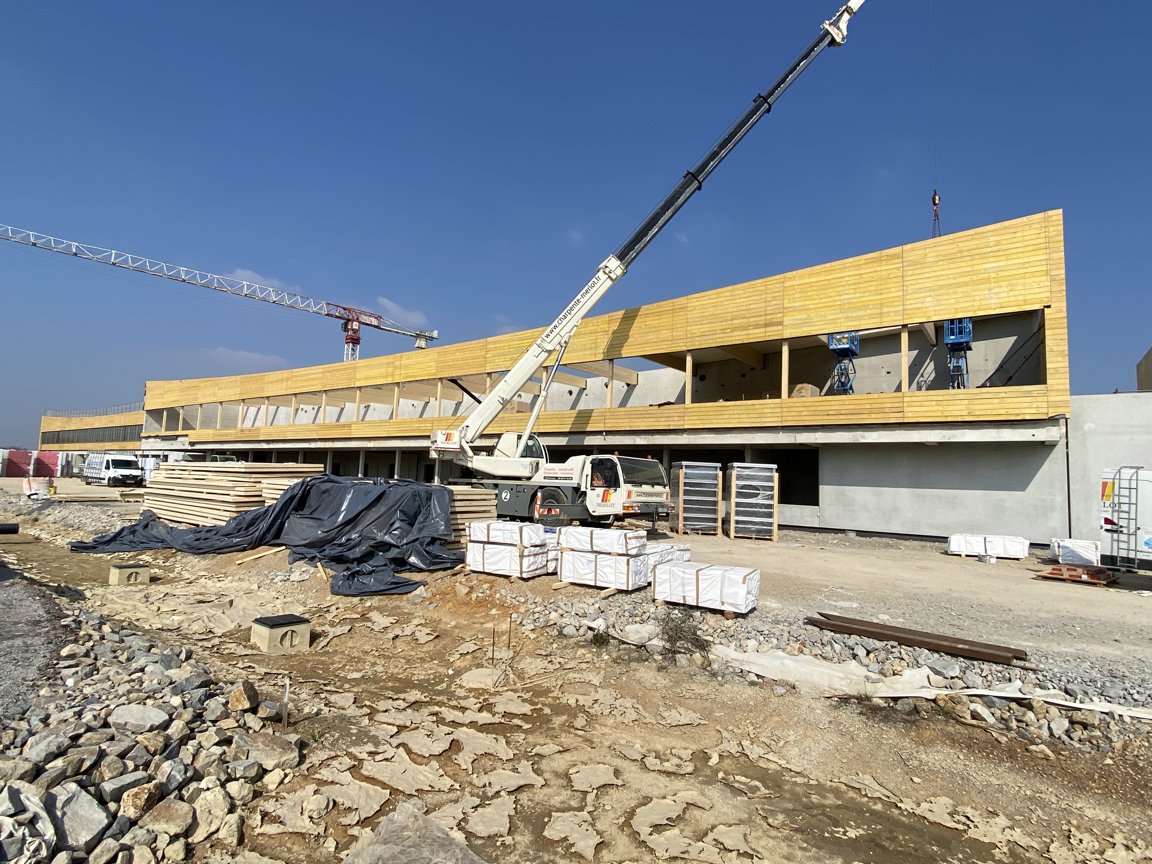 Vue de l'extérieur, chantier en cours